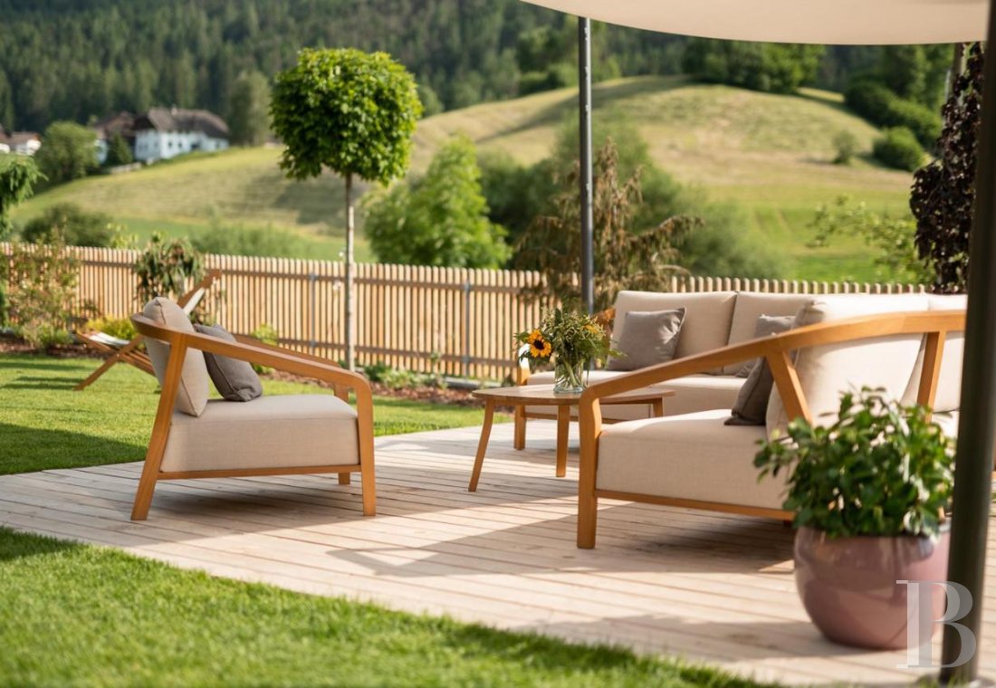 A centuries-old house transformed into a refined hotel in the Trentino-Alto Adige region in northern Italy  - photo  n°5