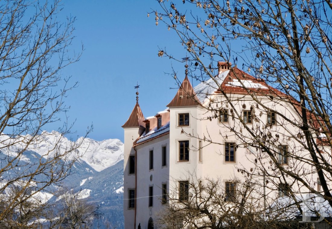 A centuries-old house transformed into a refined hotel in the Trentino-Alto Adige region in northern Italy  - photo  n°46