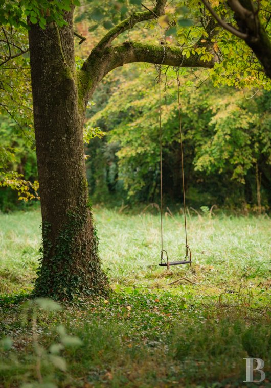 À Malesherbes, dans le Loiret, l’ancienne dépendance du château de Rouville et son jardin en lisière de forêt - photo  n°60