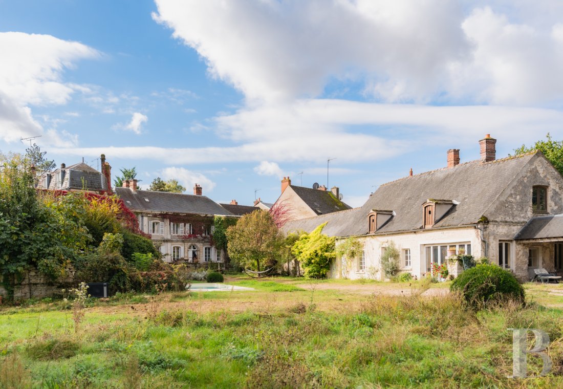 À Malesherbes, dans le Loiret, l’ancienne dépendance du château de Rouville et son jardin en lisière de forêt - photo  n°4