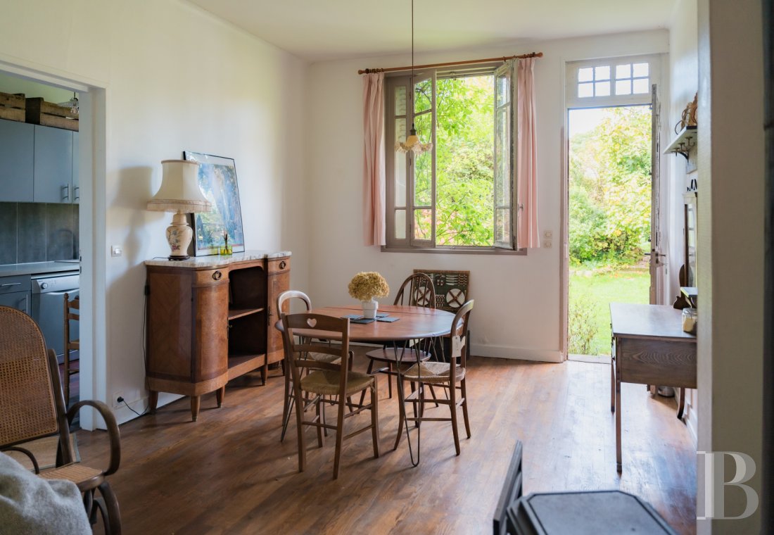 À Malesherbes, dans le Loiret, l’ancienne dépendance du château de Rouville et son jardin en lisière de forêt - photo  n°51