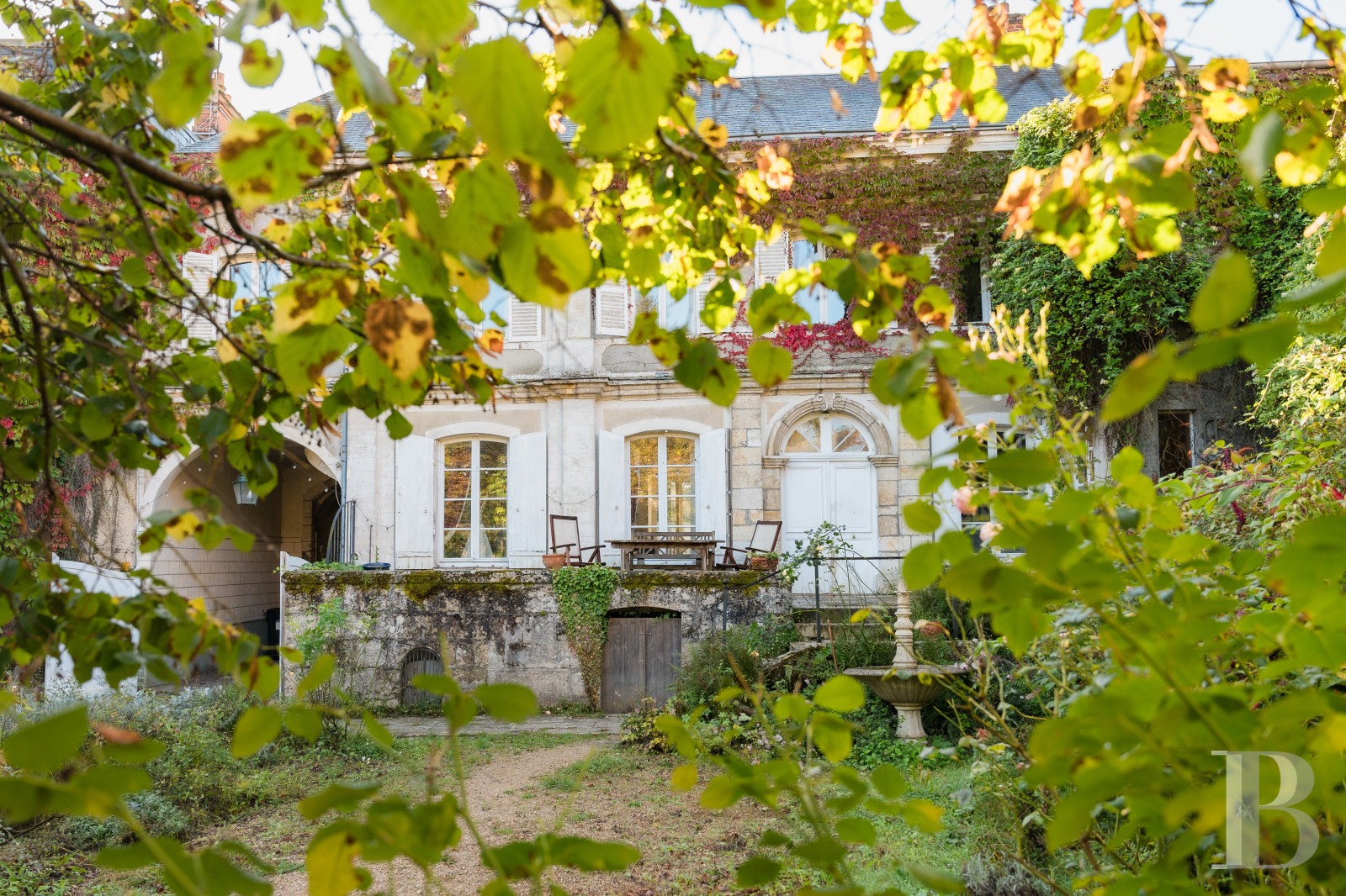 In Malesherbes, in the Loiret region, an 18th-century residence and its garden on the edge of the forest - photo  n°5