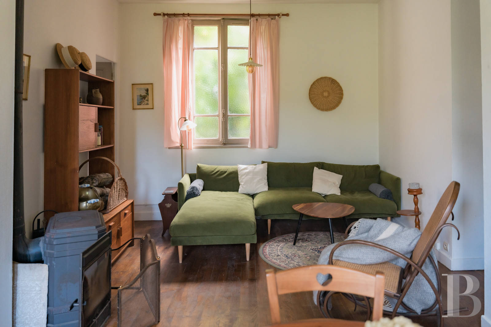 In Malesherbes, in the Loiret region, an 18th-century residence and its garden on the edge of the forest - photo  n°55