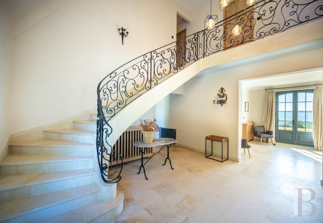 A country manor built in 17th century Périgord style south of Sarlat-la-Caneda in the Dordogne - photo  n°10