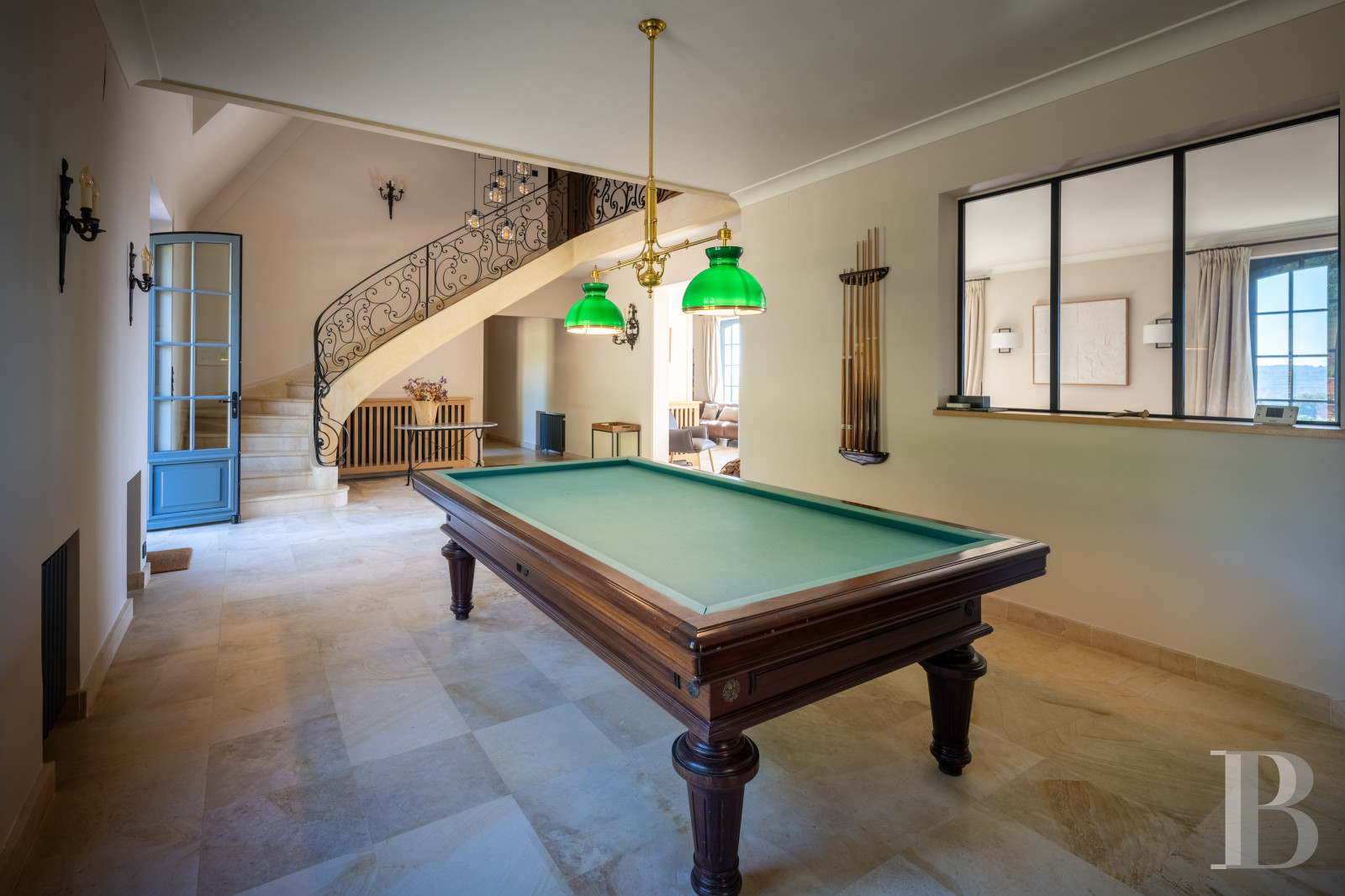 A country manor built in 17th century Périgord style south of Sarlat-la-Caneda in the Dordogne - photo  n°14