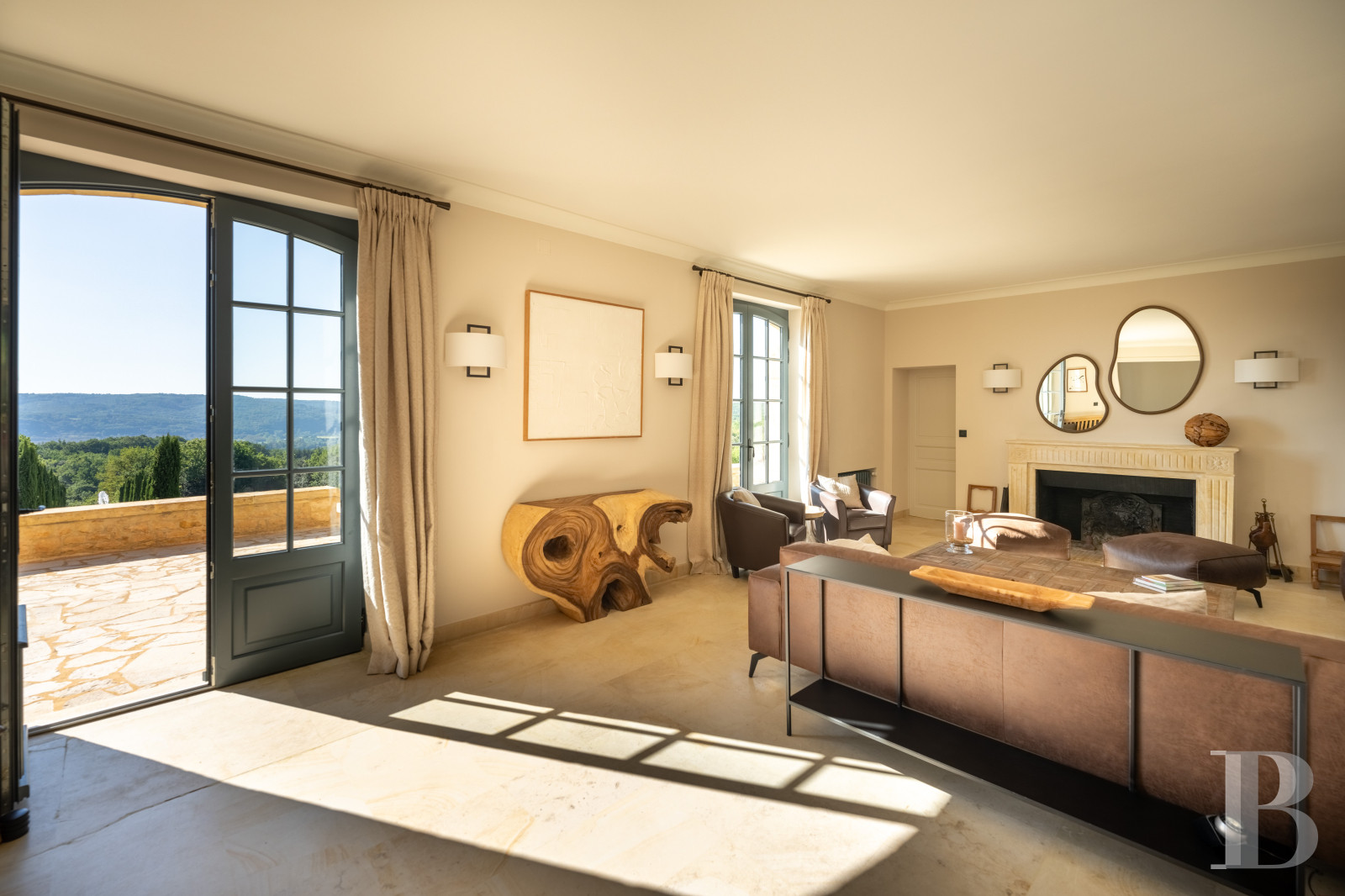 A country manor built in 17th century Périgord style south of Sarlat-la-Caneda in the Dordogne - photo  n°12