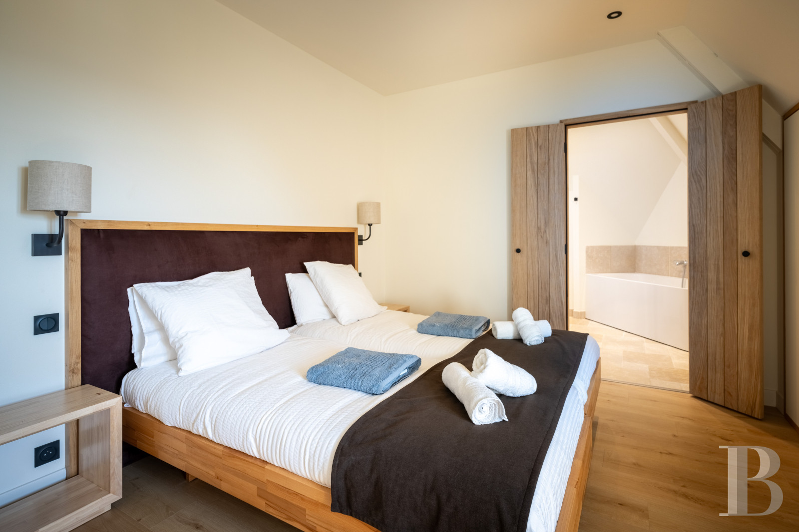 A country manor built in 17th century Périgord style south of Sarlat-la-Caneda in the Dordogne - photo  n°25