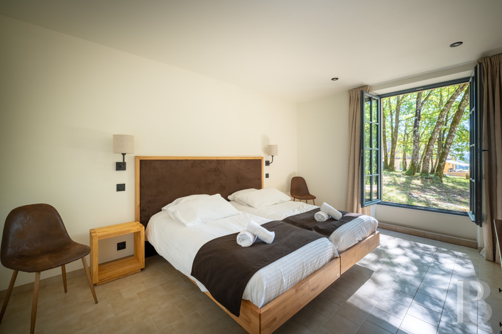 A country manor built in 17th century Périgord style south of Sarlat-la-Caneda in the Dordogne - photo  n°34