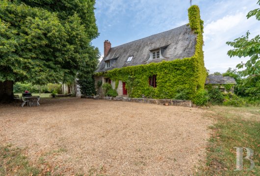 character properties France center val de loire   - 3