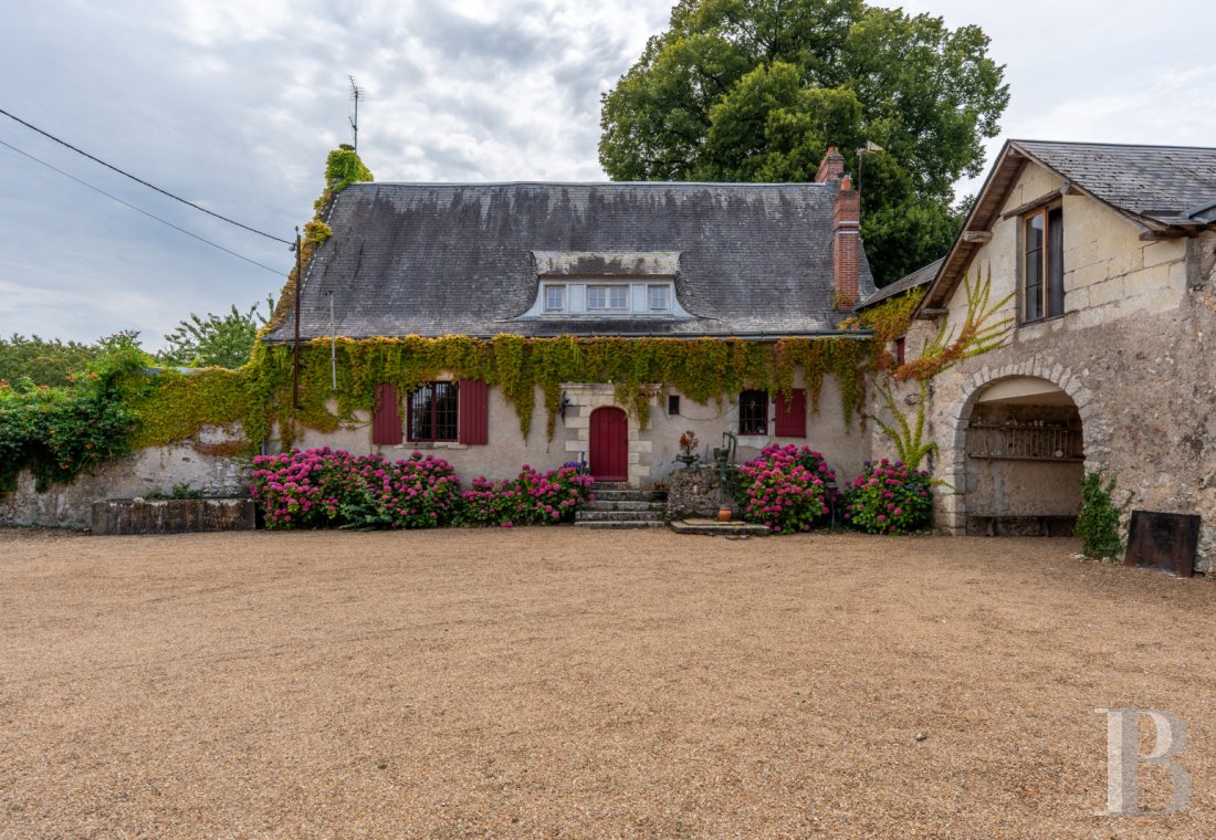 character properties France center val de loire   - 2