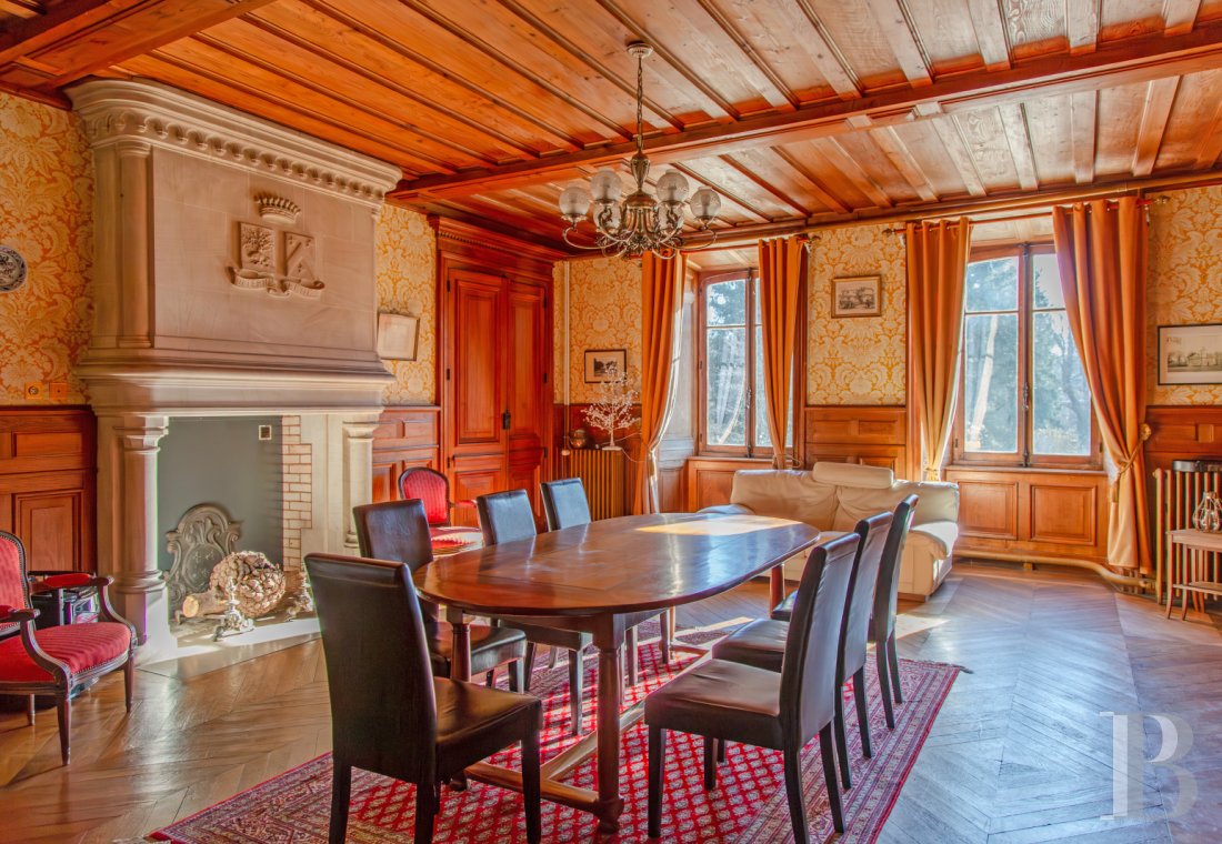 chateaux a vendre auvergne   - 5