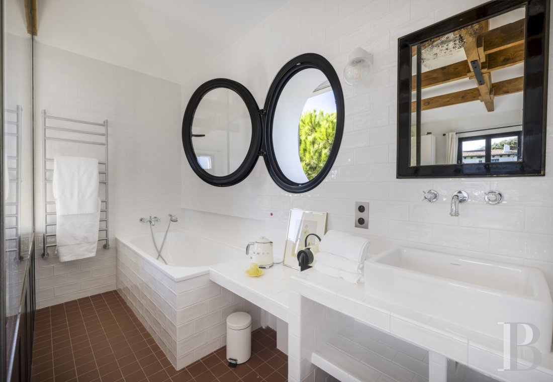 A 1920s house overlooking the ocean in Anglet, between Bayonne and Biarritz - photo  n°18