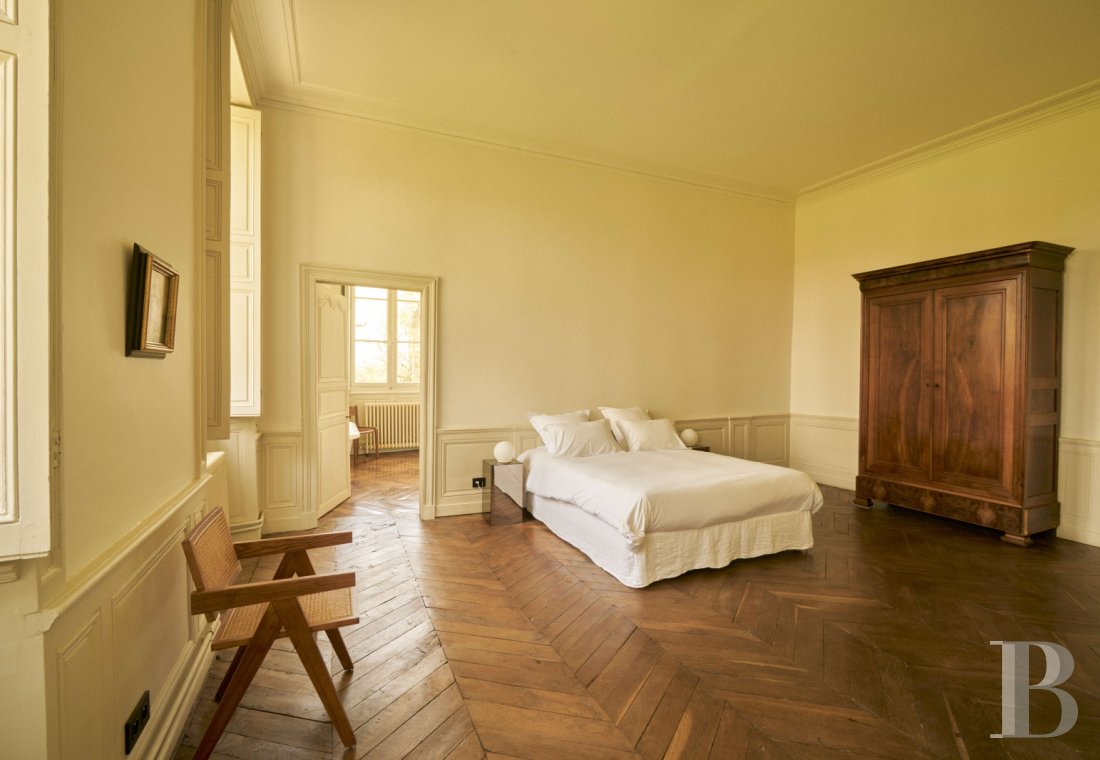 Dans le Val de Loire, près de Sancerre, un château du 18e siècle au milieu des vignes - photo  n°18