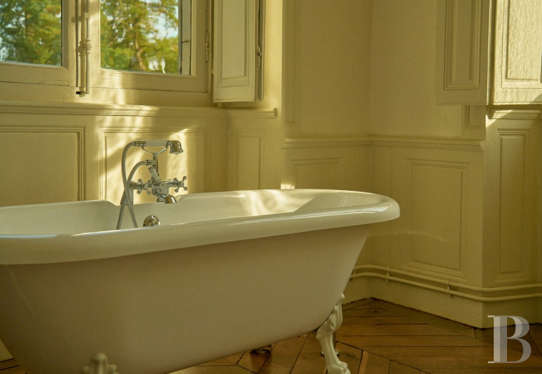 Dans le Val de Loire, près de Sancerre, un château du 18e siècle au milieu des vignes - photo  n°30