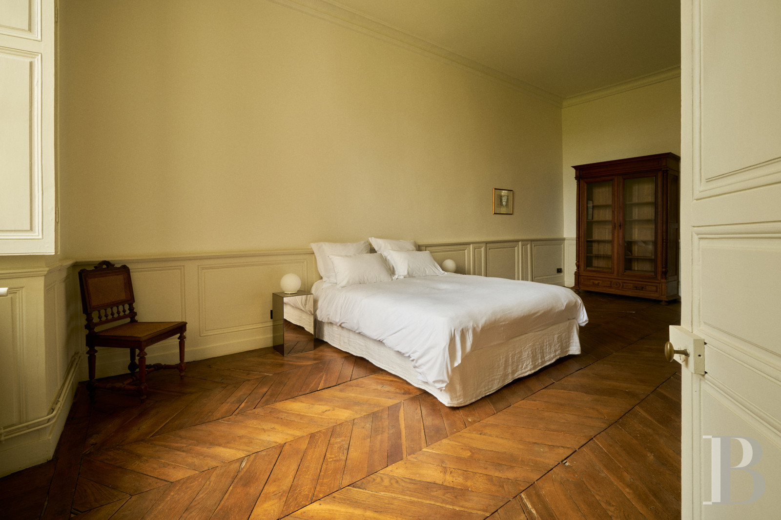 Dans le Val de Loire, près de Sancerre, un château du 18e siècle au milieu des vignes - photo  n°19