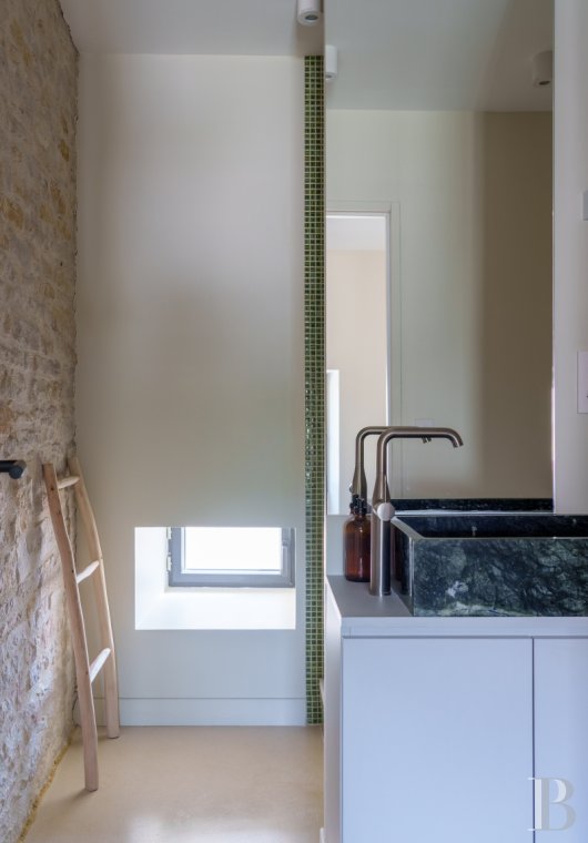 A village house opening out onto the countryside between Beaune and Meursault in the Côte d'Or  - photo  n°19