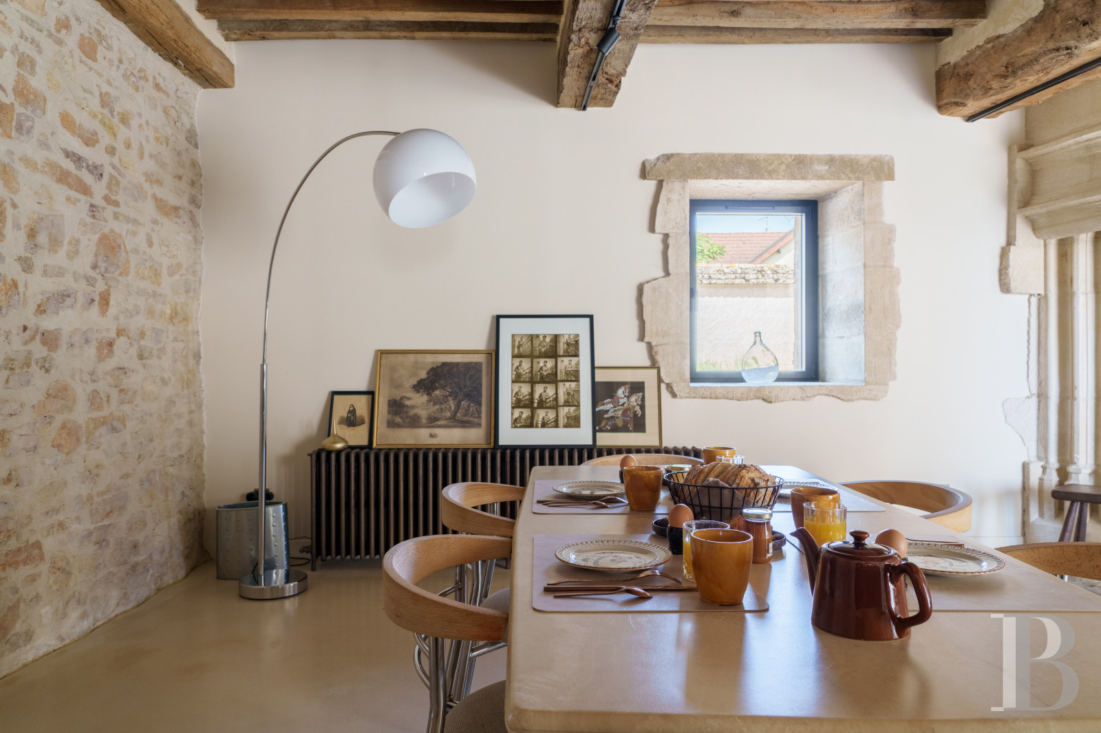 A village house opening out onto the countryside between Beaune and Meursault in the Côte d'Or  - photo  n°14