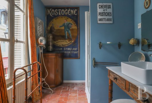 Three guest rooms in a 19th-century trade building in La Chartre-sur-le-Loir, in the Sarthe department - photo  n°7