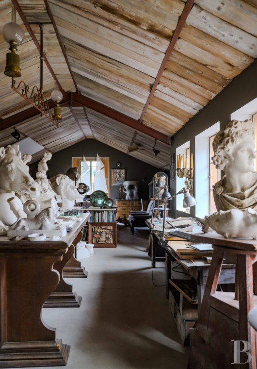 Three guest rooms in a 19th-century trade building in La Chartre-sur-le-Loir, in the Sarthe department - photo  n°3