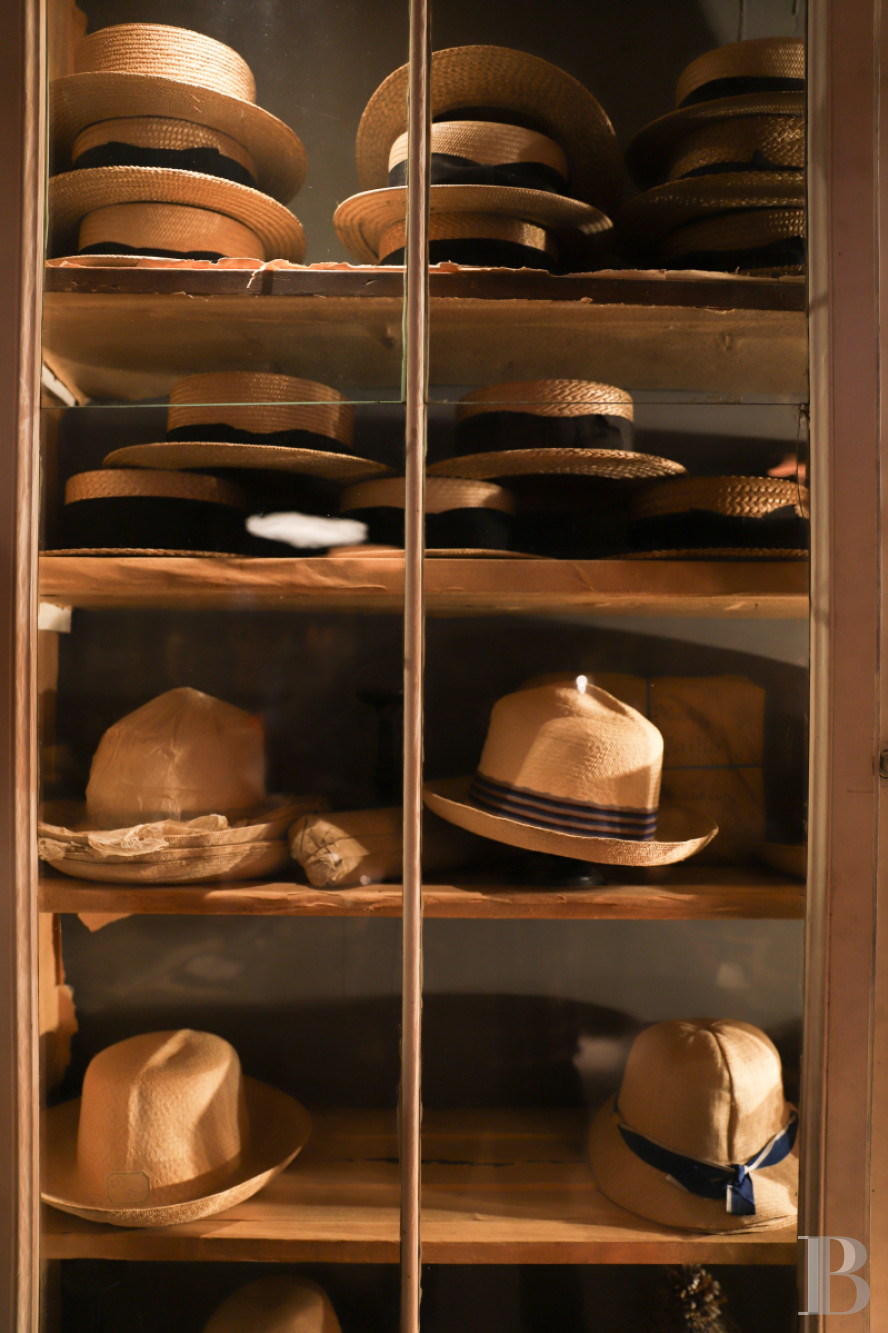 À la Chartre-sur-le-Loir, dans la Sarthe, trois chambres d’hôtes dans un immeuble de commerce du 19e siècle - photo  n°34