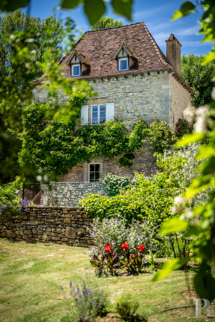 An old mill transformed into a holiday home in the Causse de Cajarc, in the Lot region - photo  n°8