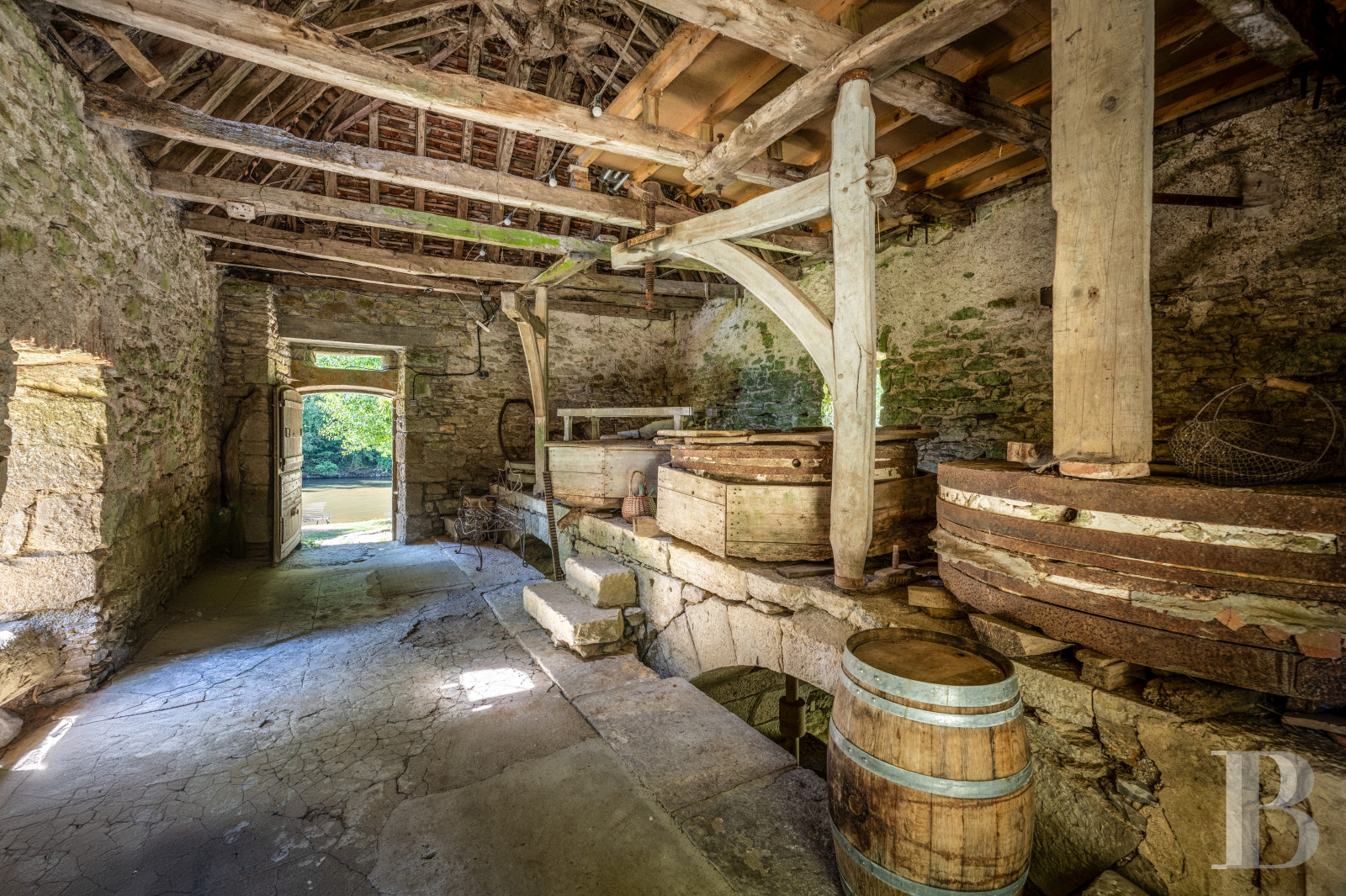 An old mill transformed into a holiday home in the Causse de Cajarc, in the Lot region - photo  n°36
