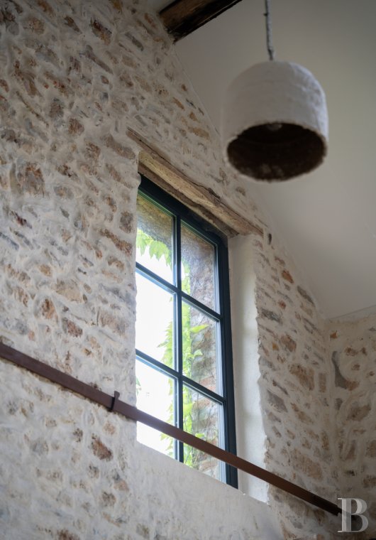 A traditional house and barn renovated in a contemporary style, south of Paris in the Gâtinais Val de Loing  - photo  n°8