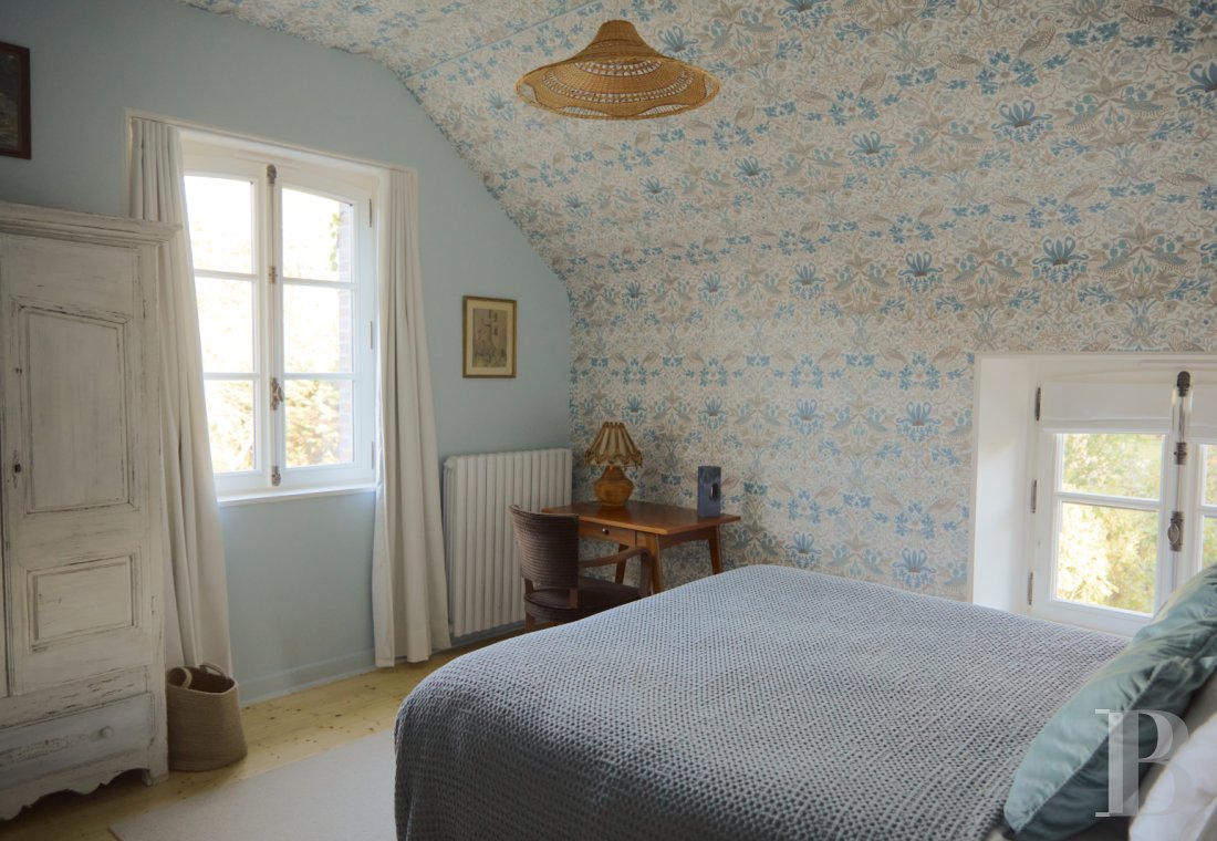 Dans le Gâtinais Val de Loing, au sud de Paris, une maison traditionnelle et sa grange rénovées dans un esprit contemporain - photo  n°26