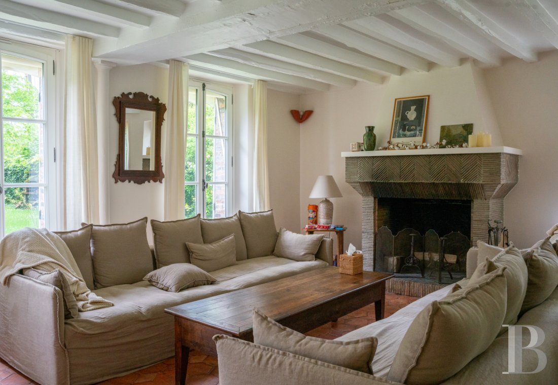 A traditional house and barn renovated in a contemporary style, south of Paris in the Gâtinais Val de Loing  - photo  n°7
