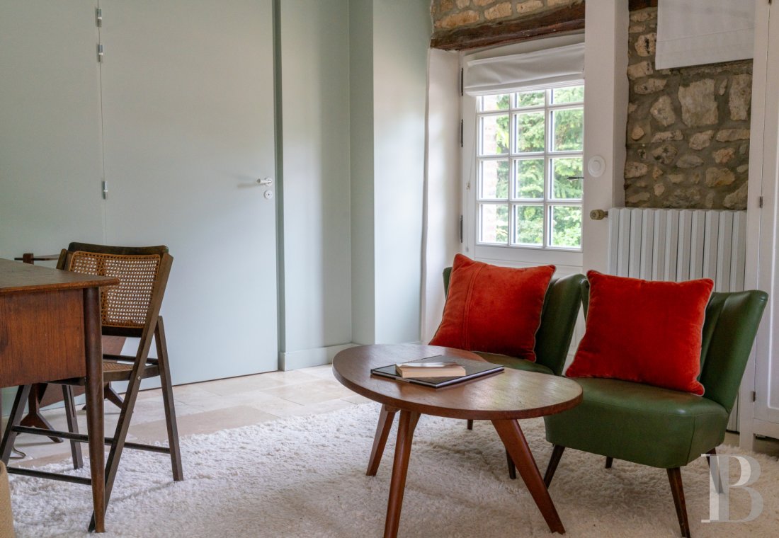 A traditional house and barn renovated in a contemporary style, south of Paris in the Gâtinais Val de Loing  - photo  n°15