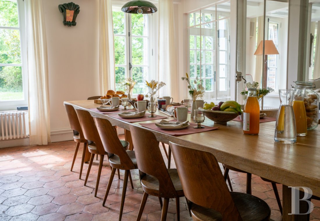 A traditional house and barn renovated in a contemporary style, south of Paris in the Gâtinais Val de Loing  - photo  n°11