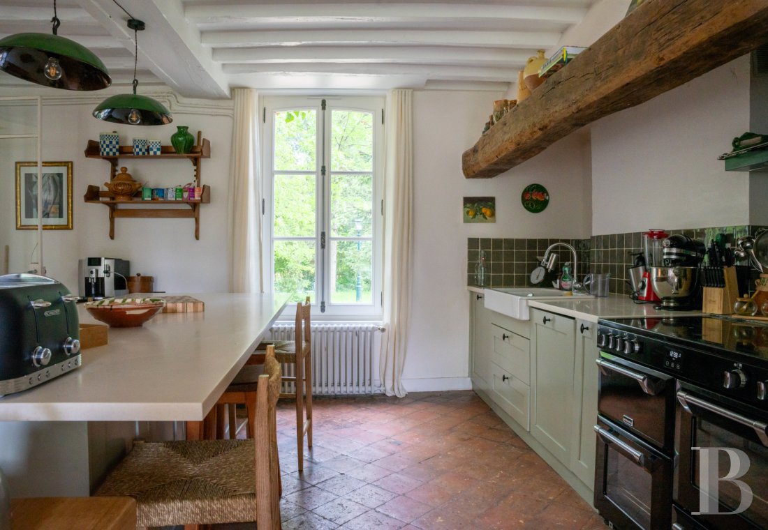 A traditional house and barn renovated in a contemporary style, south of Paris in the Gâtinais Val de Loing  - photo  n°18
