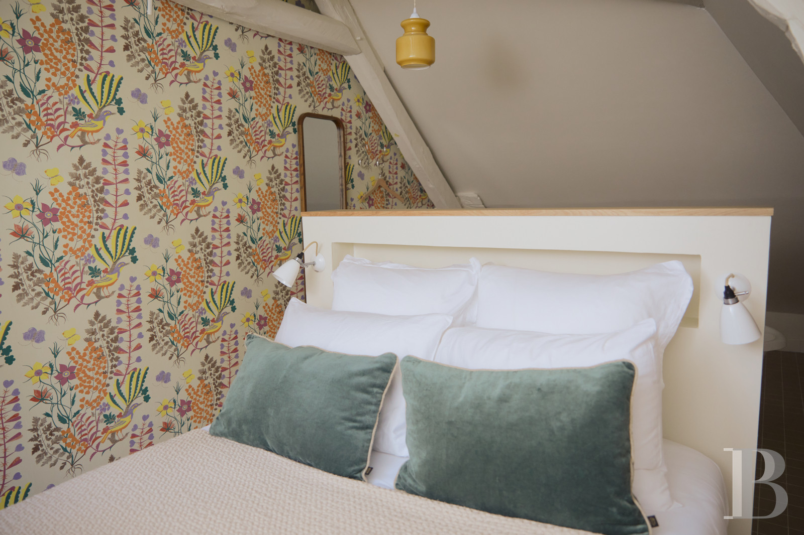 Dans le Gâtinais Val de Loing, au sud de Paris, une maison traditionnelle et sa grange rénovées dans un esprit contemporain - photo  n°31