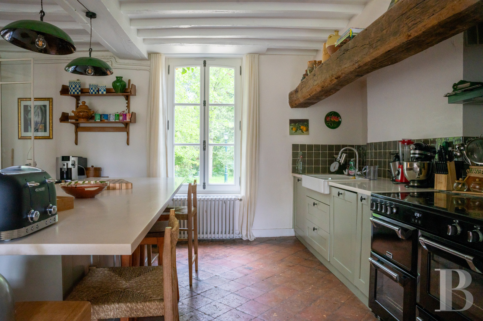 Dans le Gâtinais Val de Loing, au sud de Paris, une maison traditionnelle et sa grange rénovées dans un esprit contemporain - photo  n°18