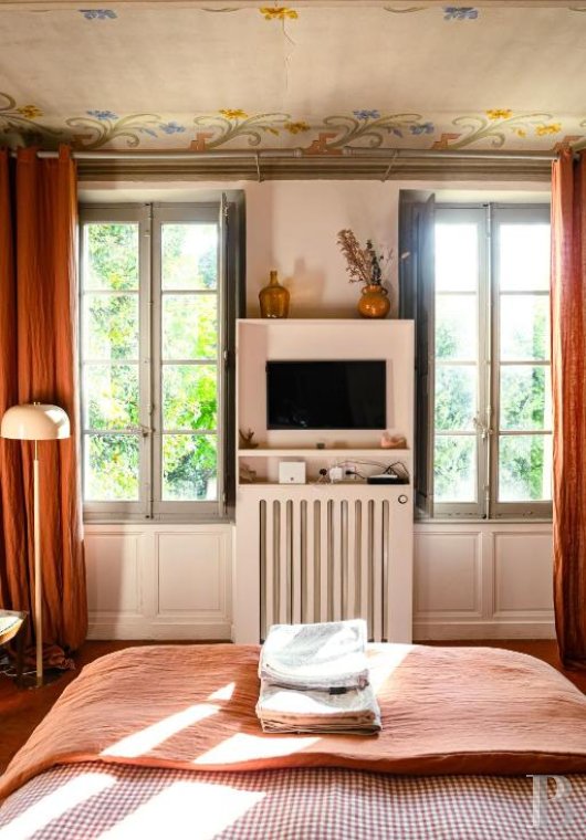 Au centre de Brignoles, dans le Var, une maison du 19e siècle et son grand jardin clos - photo  n°17