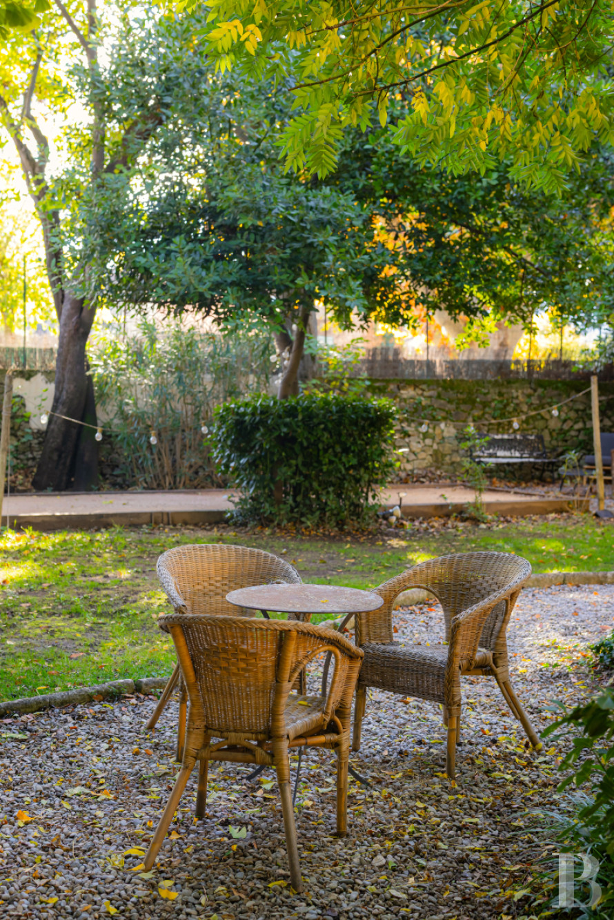 Au centre de Brignoles, dans le Var, une maison du 19e siècle et son grand jardin clos - photo  n°3
