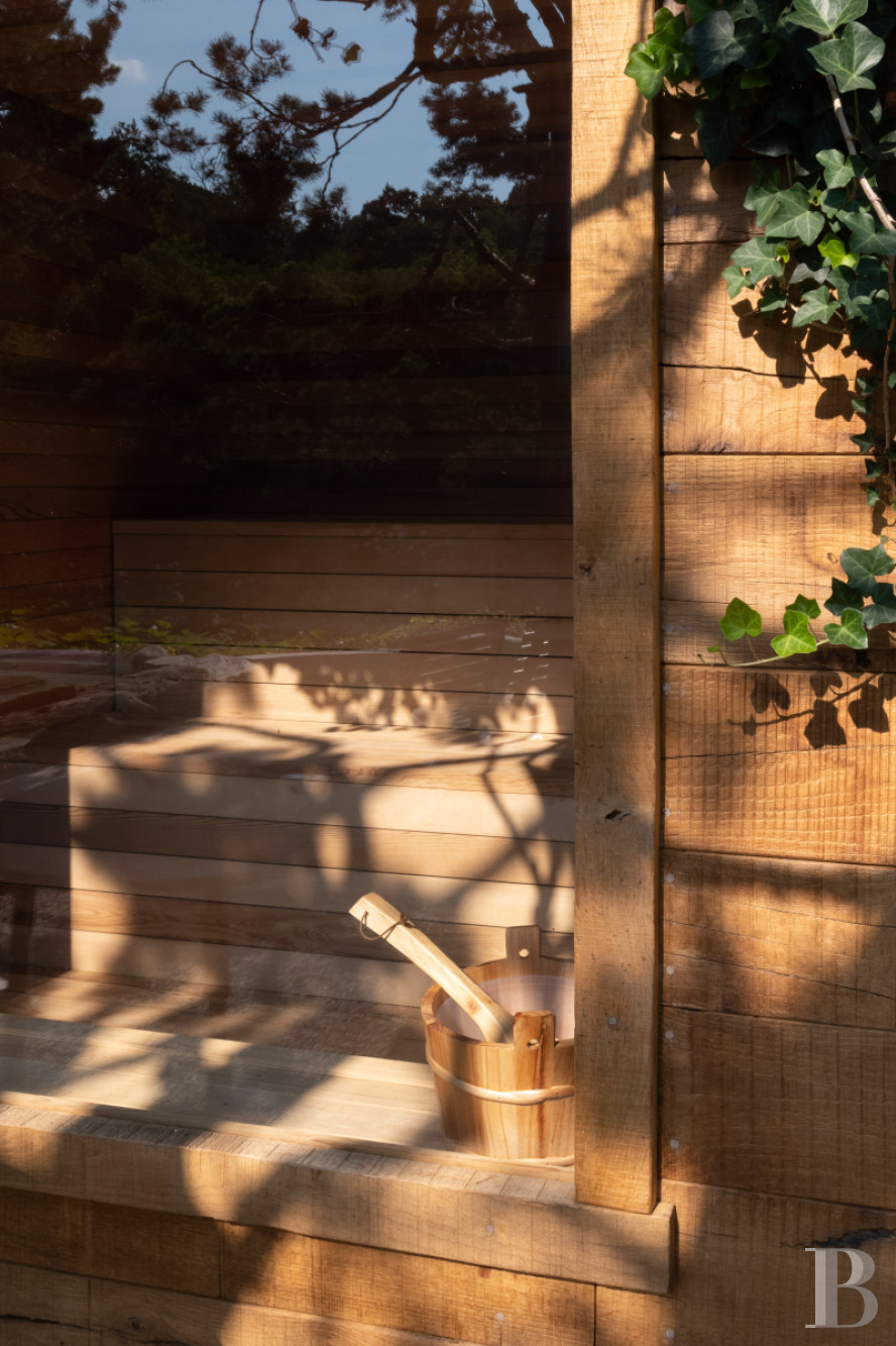 Au nord-ouest de Milan, deux villas entourées d’eau et de verdure - photo  n°21