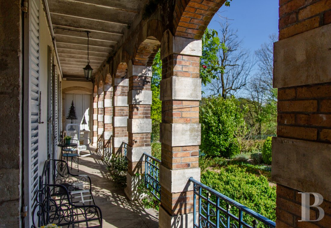 chateaux for sale France burgundy   - 9