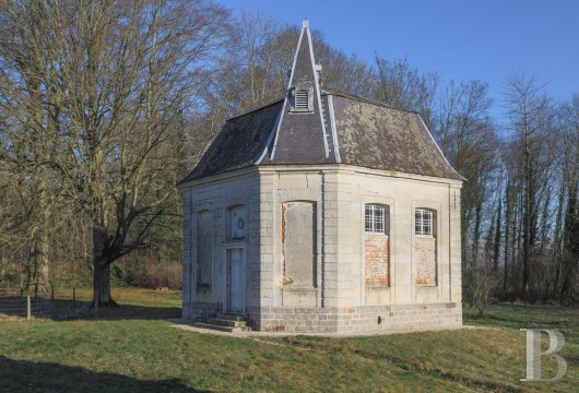 chateaux for sale France picardy   - 16
