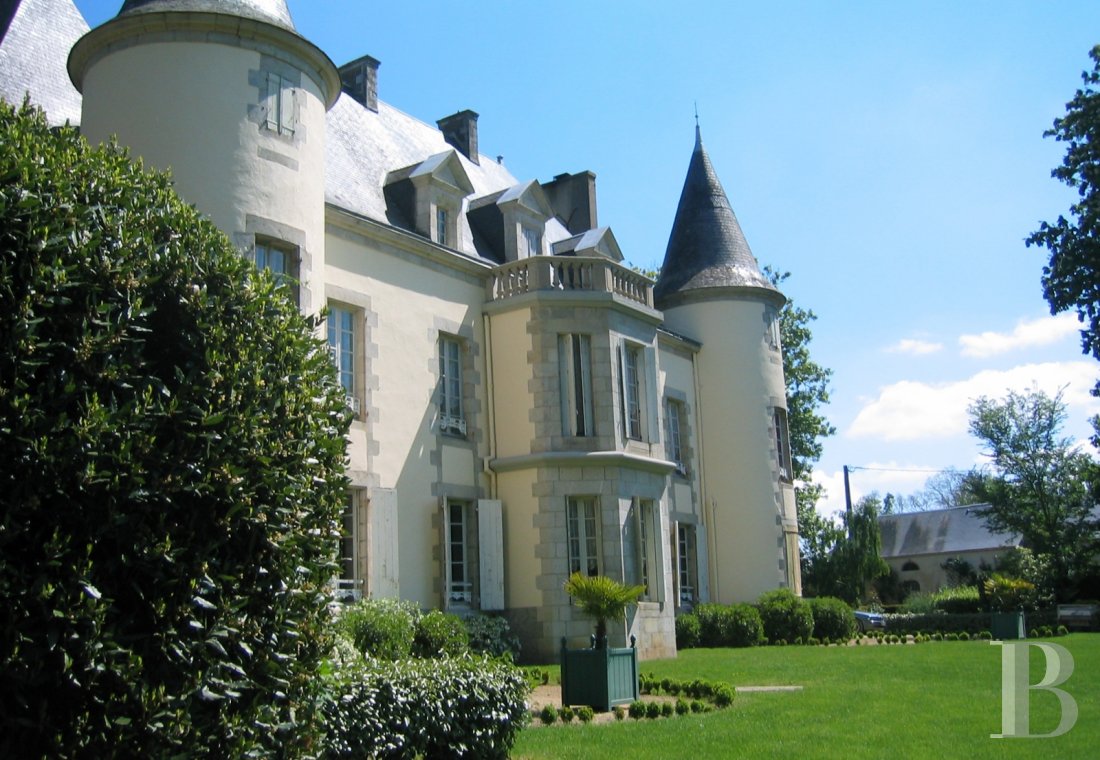 chateaux for sale France pays de loire   - 2