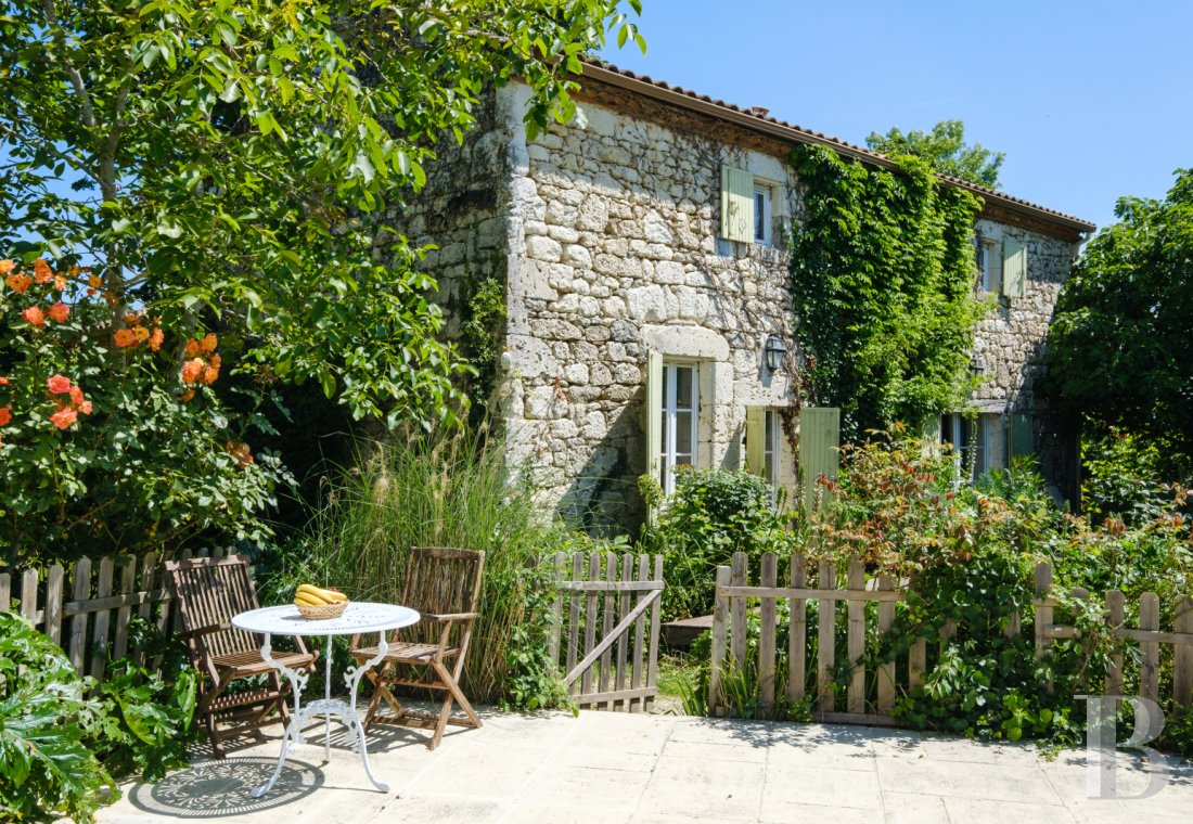 Dans le Lot-et-Garonne, au nord-ouest d’Agen, une ancienne métairie du 18e convertie en lieu de vie et de villégiature - photo  n°7
