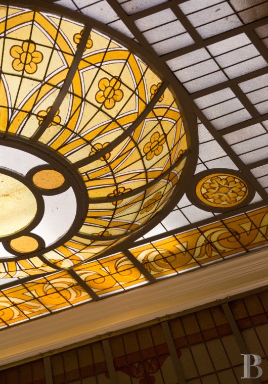 A renovated a hotel suite in a former Belle Époque palace in Le Mont-Dore, in the Puy-de-Dôme region - photo  n°7
