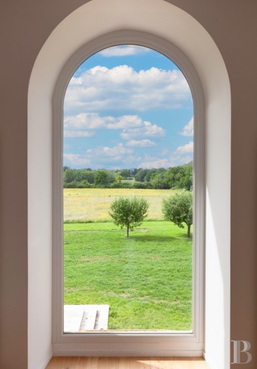 chateaux for sale France burgundy   - 10