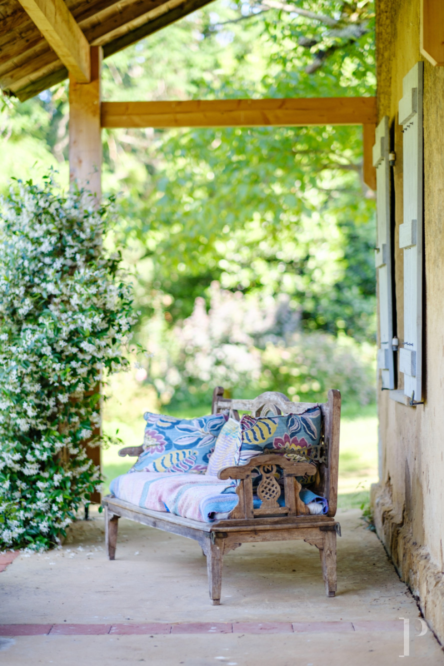 Dans le Gers, à l’ouest de Lectoure, un ancien domaine de production d’armagnac transformé et décoré avec soin - photo  n°37