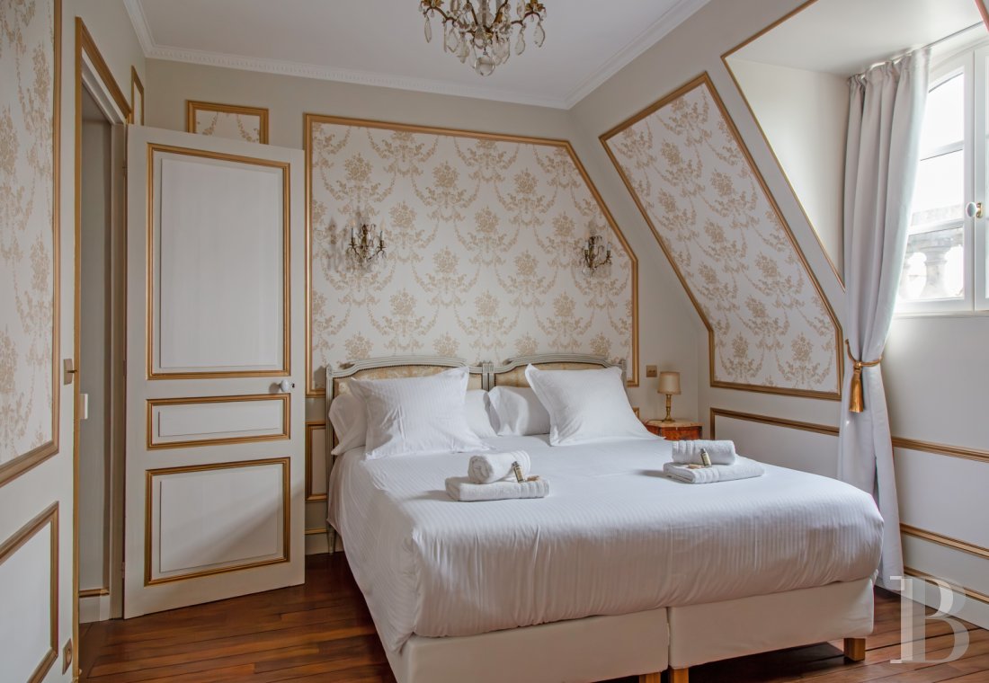 A 20th-century château in enclosed grounds in Evecquemont, in the Vexin region - photo  n°31