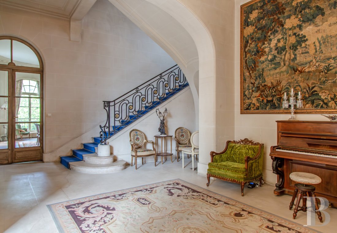 A 20th-century château in enclosed grounds in Evecquemont, in the Vexin region - photo  n°23