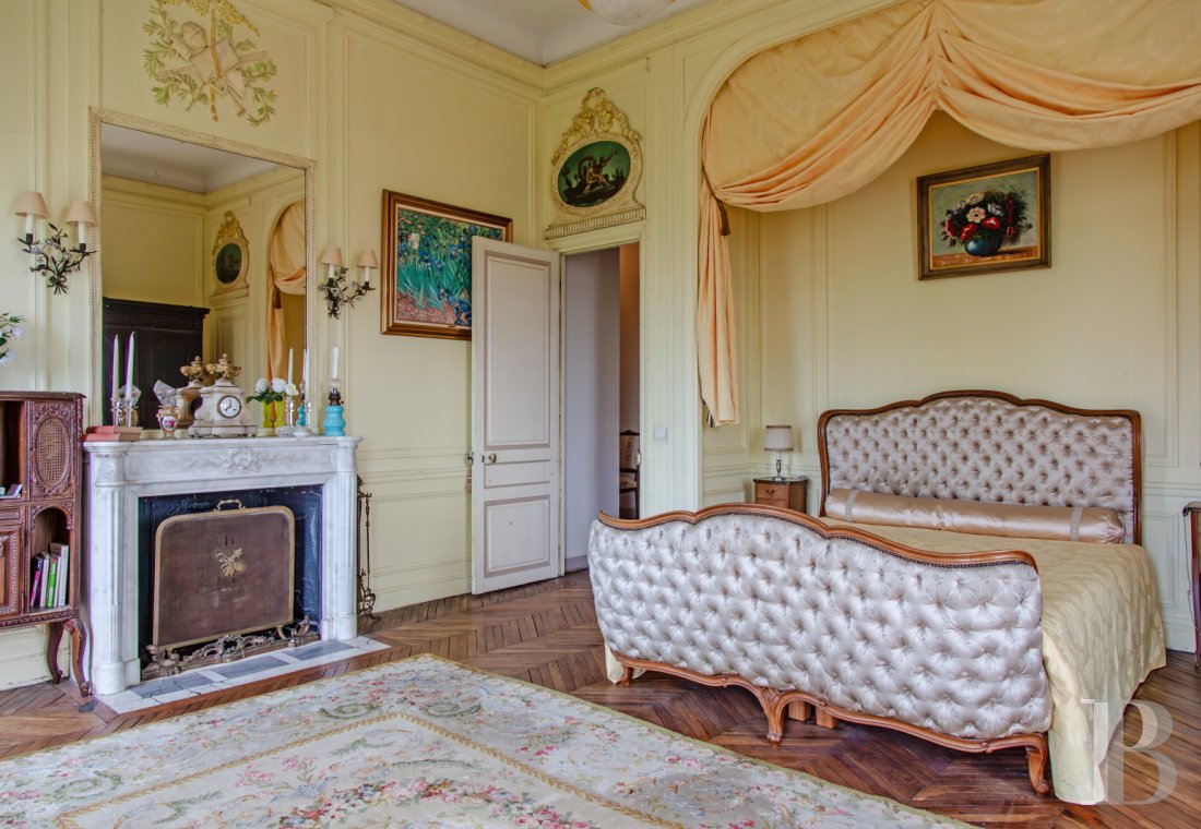 A 20th-century château in enclosed grounds in Evecquemont, in the Vexin region - photo  n°48