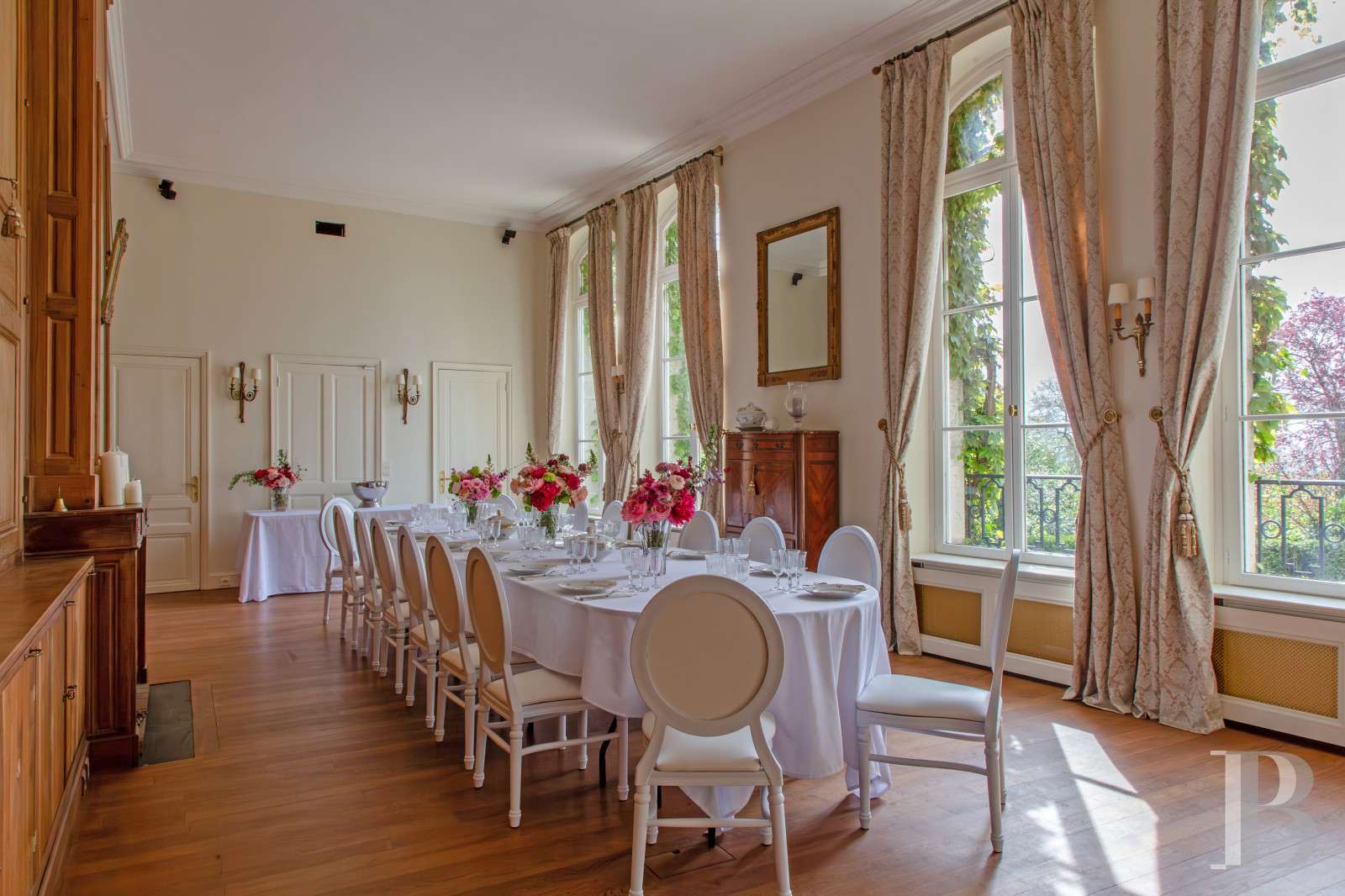 A 20th-century château in enclosed grounds in Evecquemont, in the Vexin region - photo  n°20