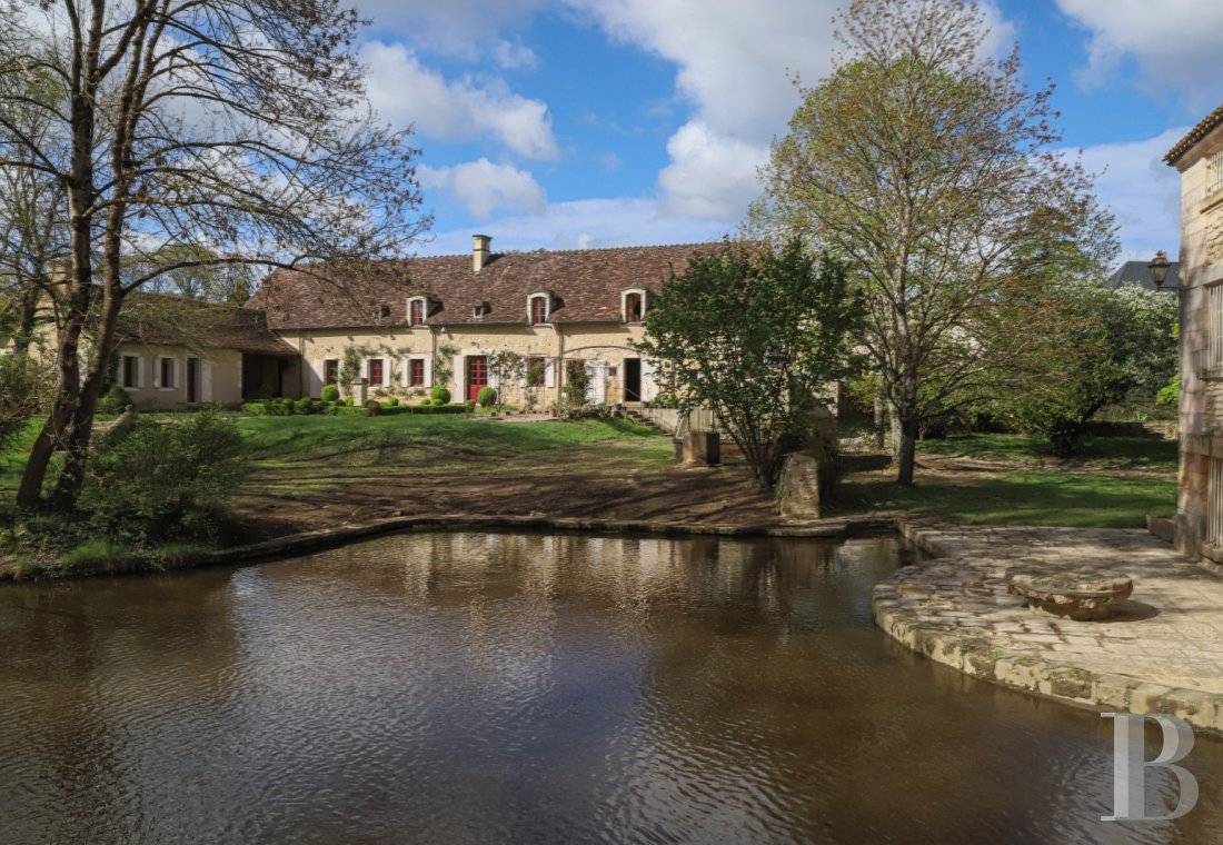 moulins a vendre poitou charentes   - 2