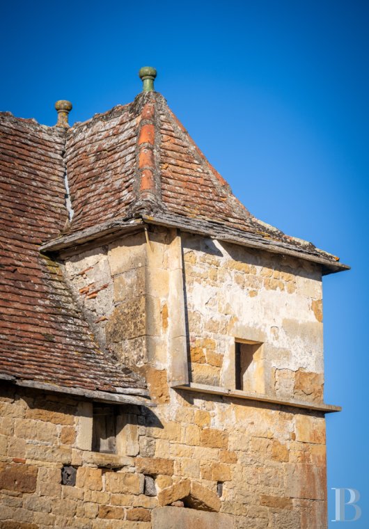 character properties France midi pyrenees   - 17